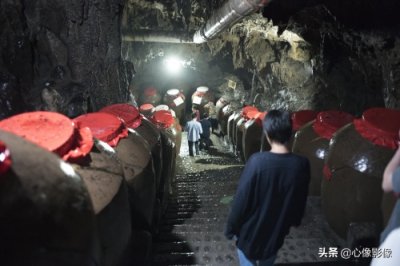 ​溶洞藏酒价值上千万！100多坛陈酿藏茅台镇唯一的地下天然溶洞