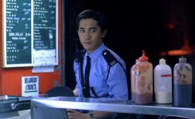 ​梁朝伟“喂鸽子”之谜首次回应，有颜有钱有演技，就是任性!