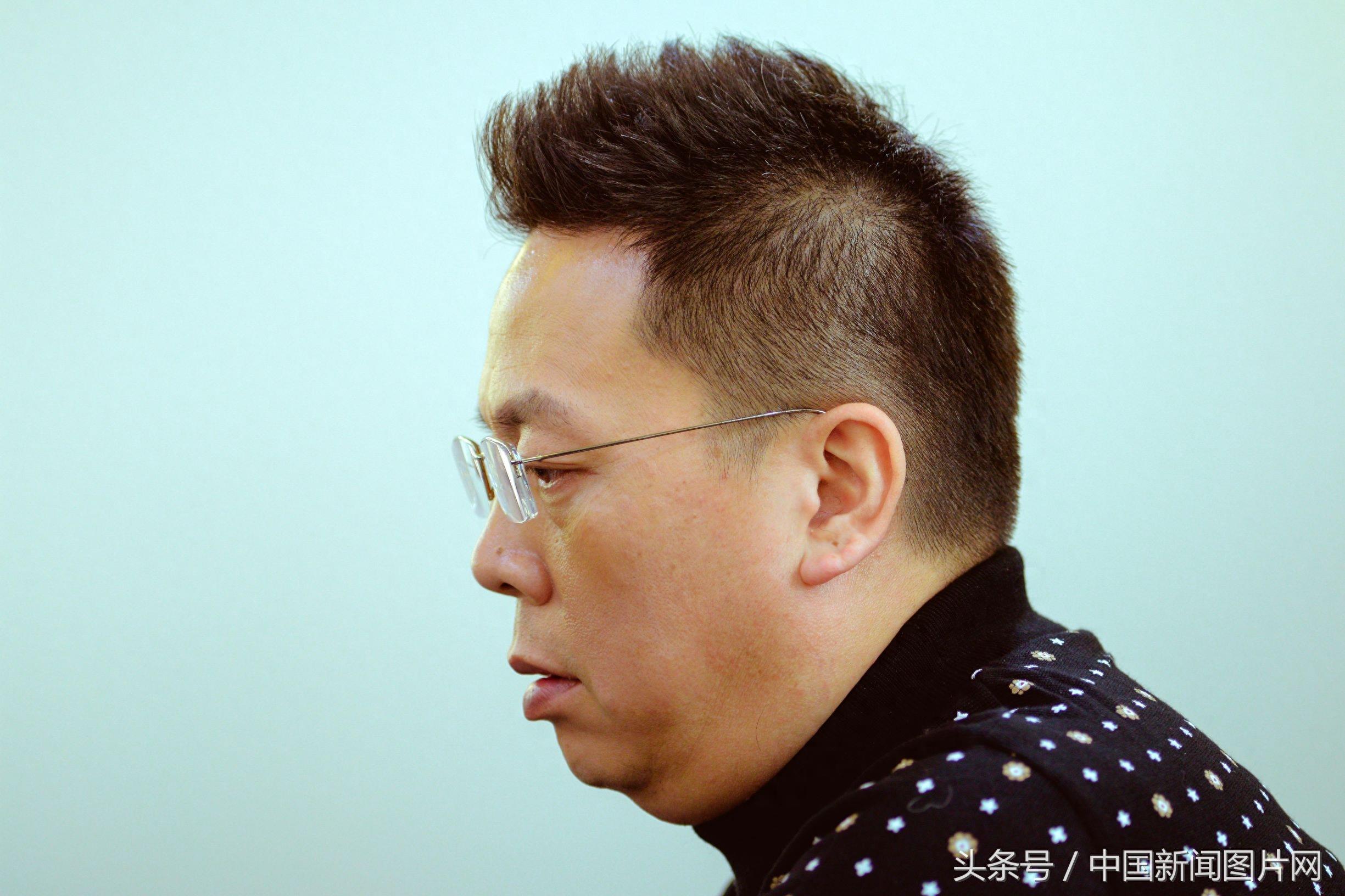 廖英强：从财经记者到财经“网红”