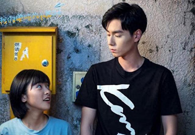 实拍：胡一天3年前素颜照片曝光，原来私下他是这个样子！