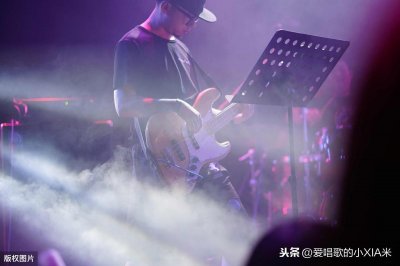 ​《当你孤单你会想起谁》本可以成为巨星的张栋梁，为何突然隐退？