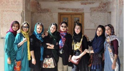 ​拿100块人民币在巴基斯坦都能干些啥？网友表示：天堂不过如此