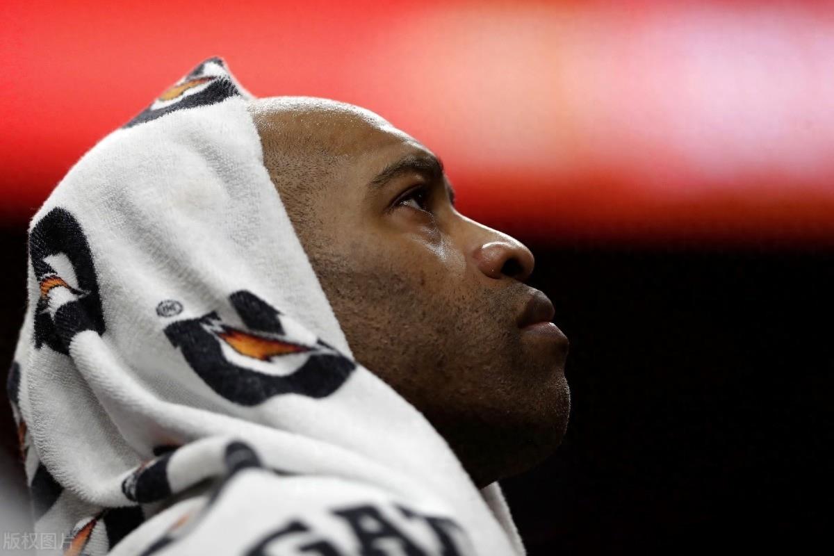 卡特生涯经典瞬间全回顾,22年辗转多队,死亡之扣成永恒