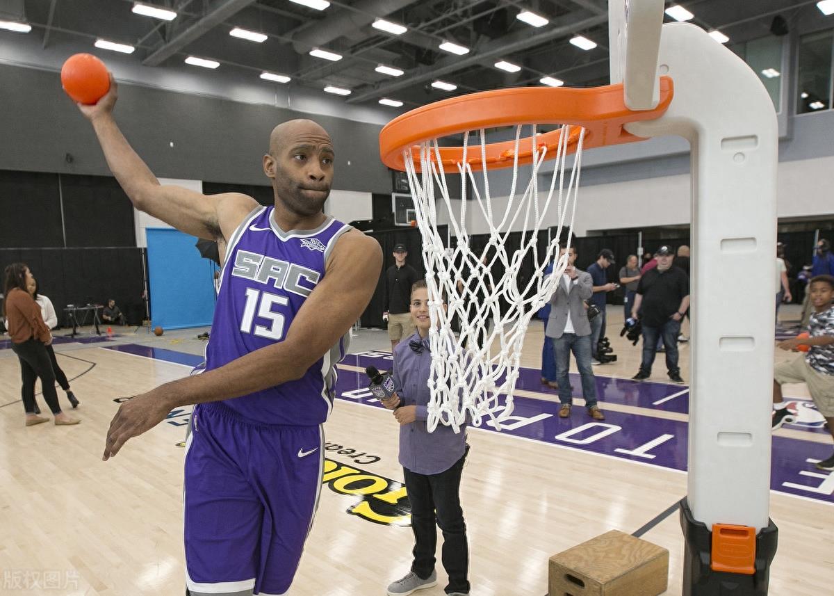 卡特生涯经典瞬间全回顾,22年辗转多队,死亡之扣成永恒