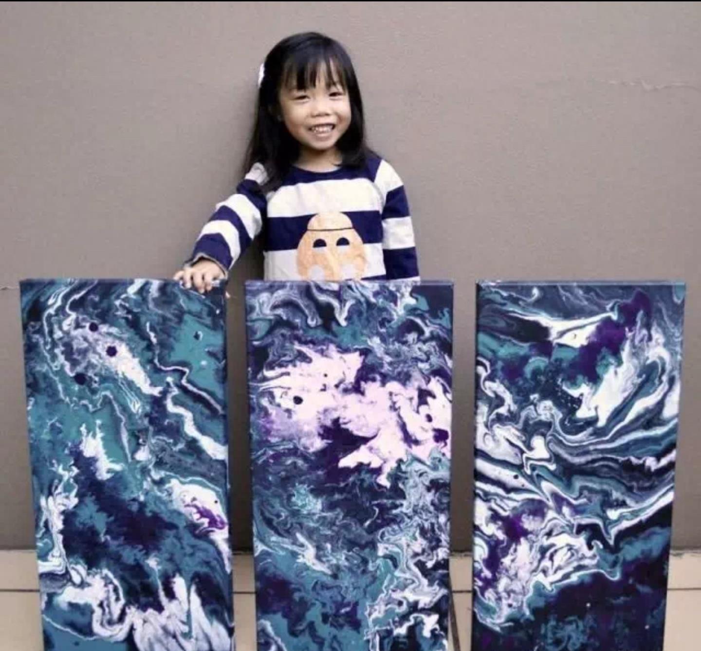 天才小画家!年仅5岁就已售出超过100幅画作