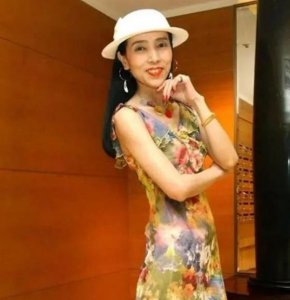 ​荒唐的富婆许纯美：婚内找牛郎，挥霍亡夫遗产820万只为小鲜肉