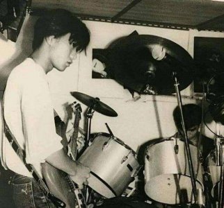 ​黄家驹《海阔天空》，表达了坚持与理想，你知道写给谁的吗？