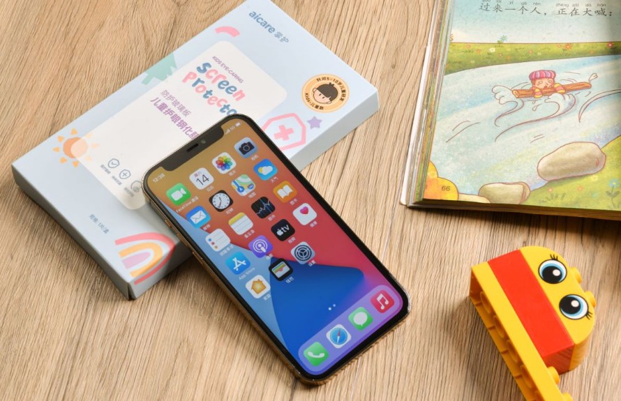 水凝膜怎么贴(分享最硬核的水凝膜贴法教程)