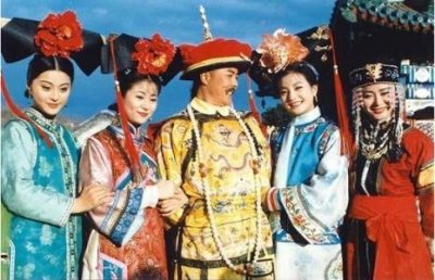 ​《还珠格格》：乾隆喜欢小燕子的原因，都藏在这些细节里