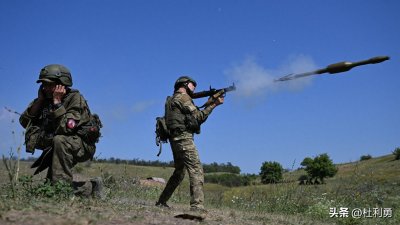 ​“全球火力”网公布2025年军力排名 美俄中分列前三 乌克兰名次下滑