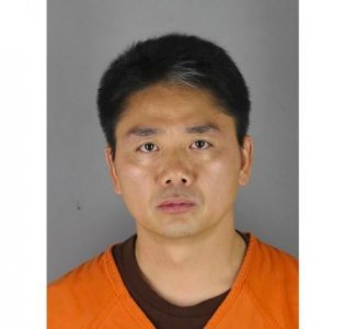 ​刘强东性侵案女主罕见露面！称自己经常做噩梦被推倒，但永不和解