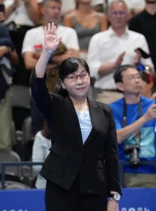 ​周继红退休|金戈铁马，曾气吞万里如虎！跳水“铁娘子”卸甲归田