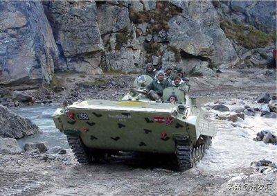 ​配合美台牵制解放军部队？印度组建18军，中印一线兵力比例1:13