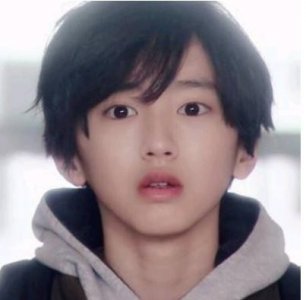 ​曾被日媒称千年一遇美少年，长大后颜值跌下神坛，如今靠腐剧翻身