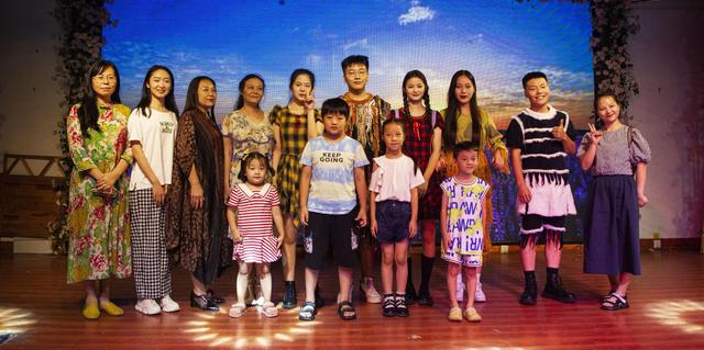 少儿单人舞台剧(阜阳首部大型儿童音乐舞台剧暑假带着孩子一起追梦)(7)