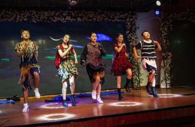 ​少儿单人舞台剧（阜阳首部大型儿童音乐舞台剧暑假带着孩子一起追梦）