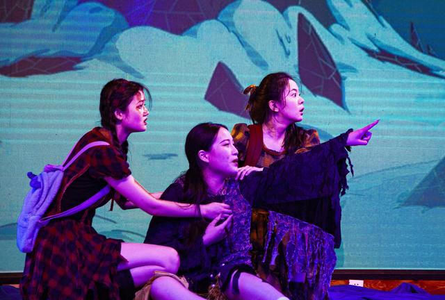 少儿单人舞台剧(阜阳首部大型儿童音乐舞台剧暑假带着孩子一起追梦)(3)