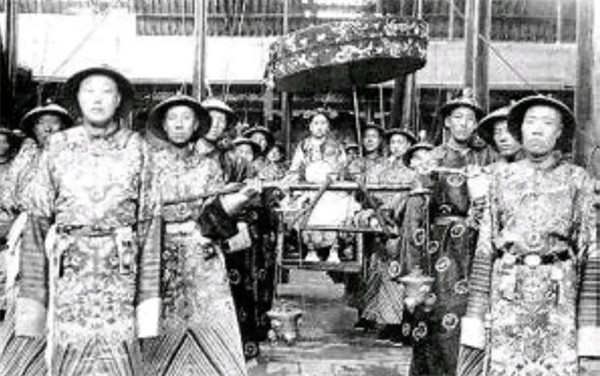 百日维新和戊戌变法的区别(维新运动和戊戌变法一样吗)