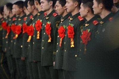 ​详细介绍一下退役军人逐月领取退役金的政策。