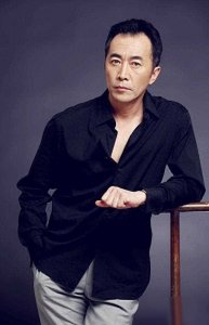 ​著名演员郑晓宁：50岁做父亲，两次离婚都有心痛