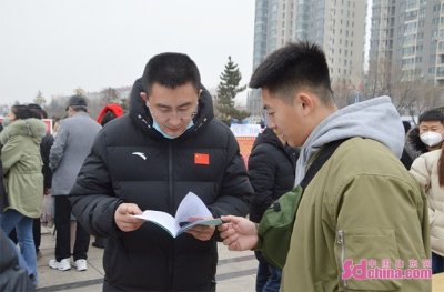 ​人才企业“双向奔赴” 海阳专场招聘会激发就业新活力