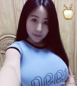 ​最美台球女郎之争，吕萌希子上围豪迈，王钟瑶气质非凡