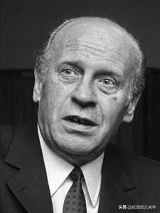 ​辛德勒花百万美元救了1100多名犹太人！他们如何回报这位英雄？