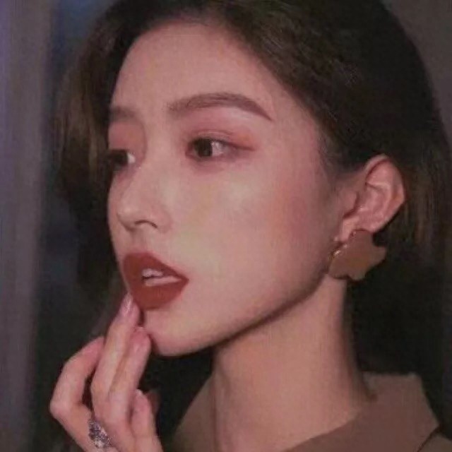 超美的烈焰红唇头像，最后一个太飒了