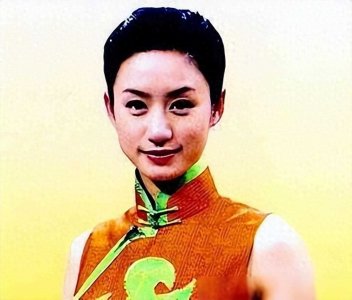 ​“央视最美主持”沈旭华，终年仅33岁，临死前与死神搏斗19天