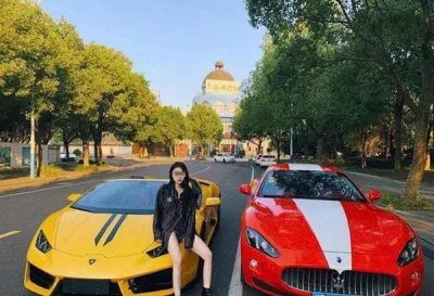 ​拥有“百万零花钱”网红的父亲是高官？