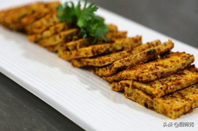 ​千叶豆腐的简单吃法分享，松软香嫩，学会这个方法一盘不够吃