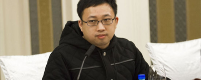 ​于正微博背景换成了什么