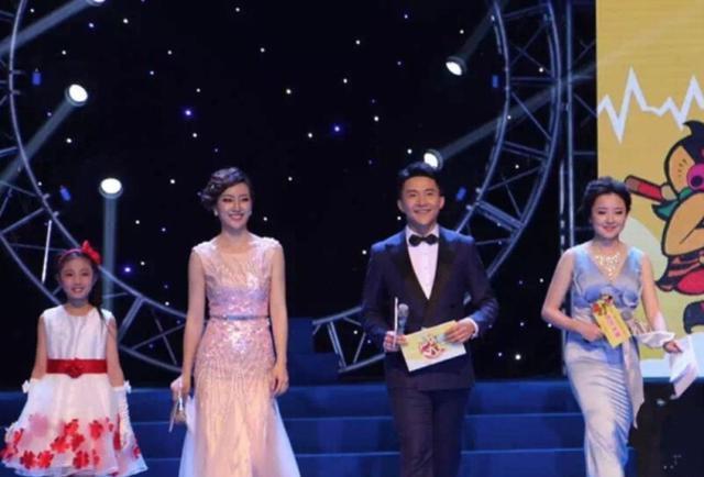 还记得央视主持边策吗?本来前途无量,却因吸毒32岁坠楼身亡