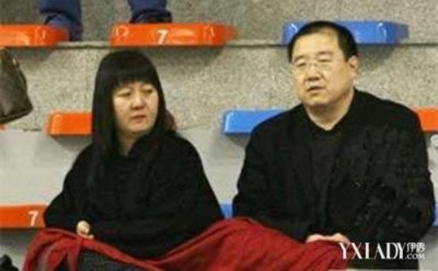 ​英达老婆梁欢照片（英达老婆梁欢照片曝光）