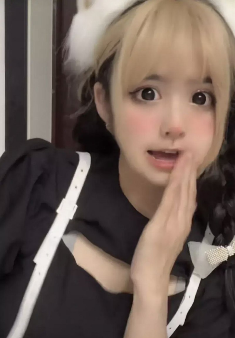 抖音安妮简介性别（网红安妮是男还是女）