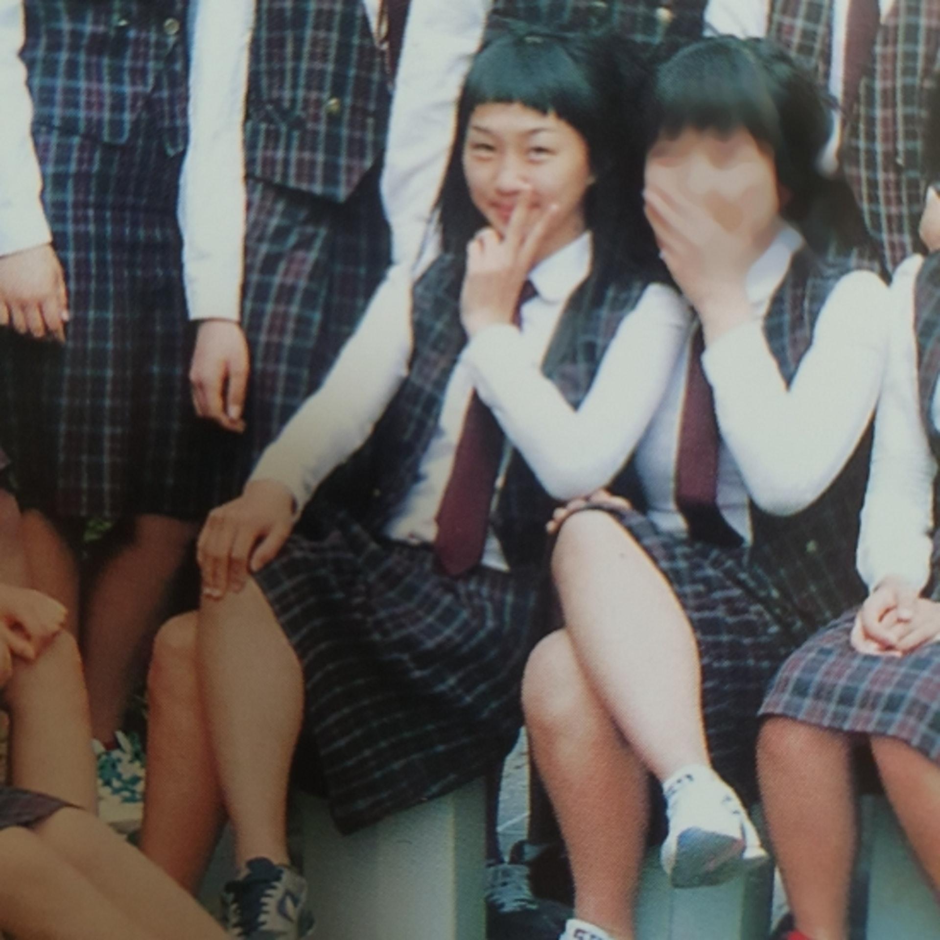 tara智妍打花英耳光