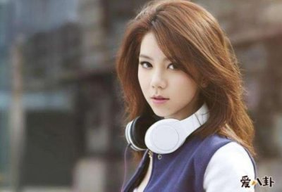 ​邓紫棋的前男友（自曝与前男友被迫分手谈旧爱泪崩）