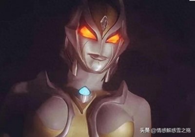 ​卡蜜拉奥特曼：黑暗与光明的交织者